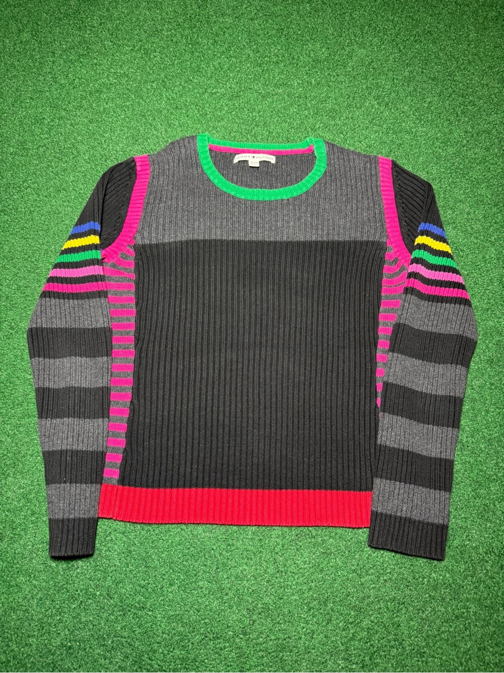 Tommy Hilfiger Vintage Sweater Womens 20x24 Multi Color Y2K 90s Pullover Small